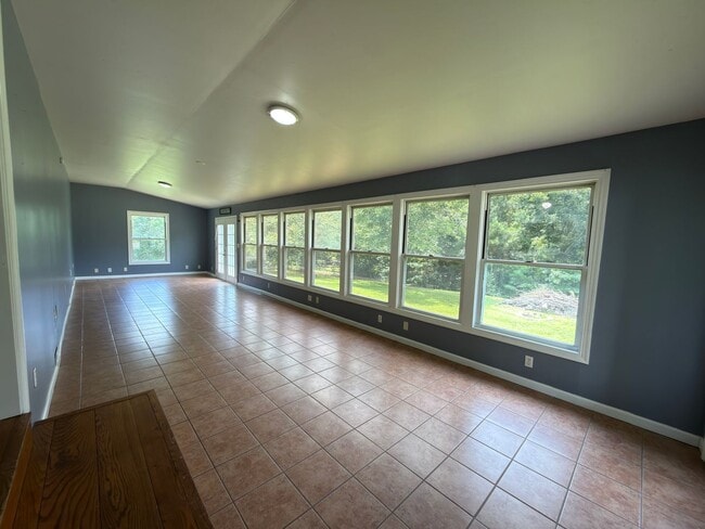 Photo - 2233 Ladd Springs Rd SE