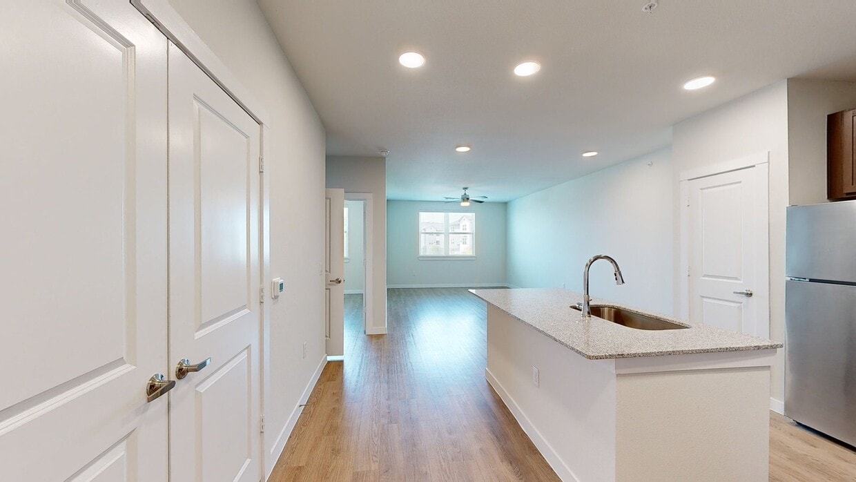 Photo - The Hightone Apartments