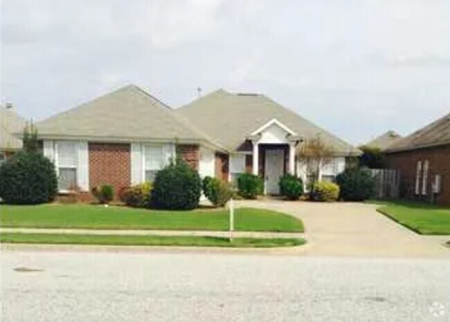 Building Photo - Deer Creek Rental