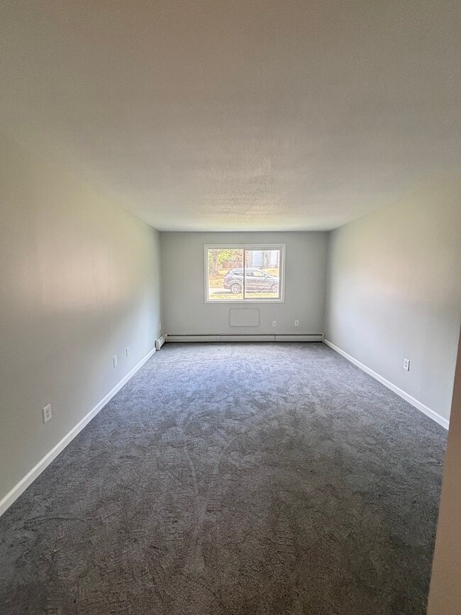 Photo - Crestview Apartments