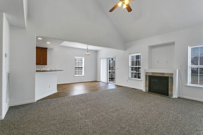 Photo - Beautiful 3 Bed/2.5 Bath located in Shingle Landing, Moyock NC Unit 234