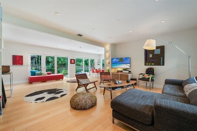 Photo - 5800 SW 50th Terrace