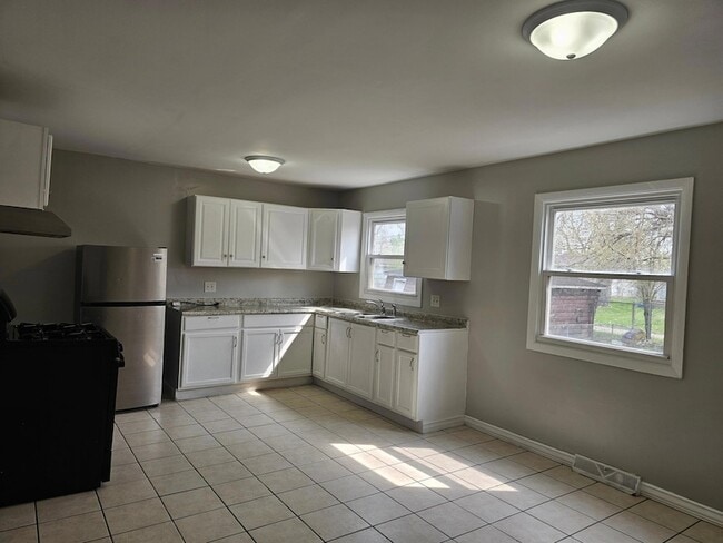 Photo - 1533 Tennessee St