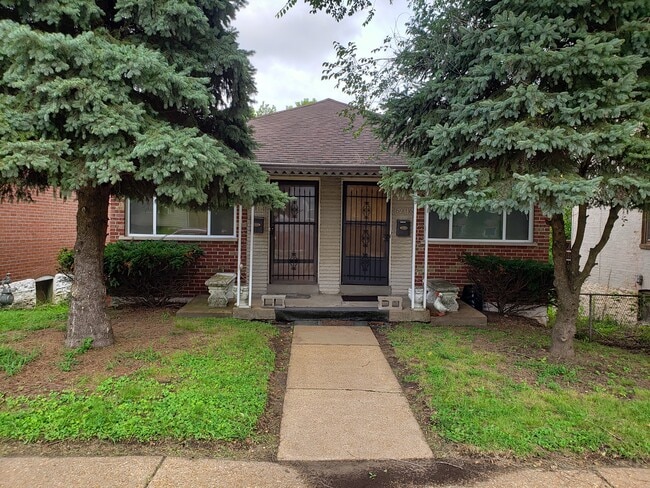 Building Photo - Minnesota Avenue Property (6914 & 6916) Rental