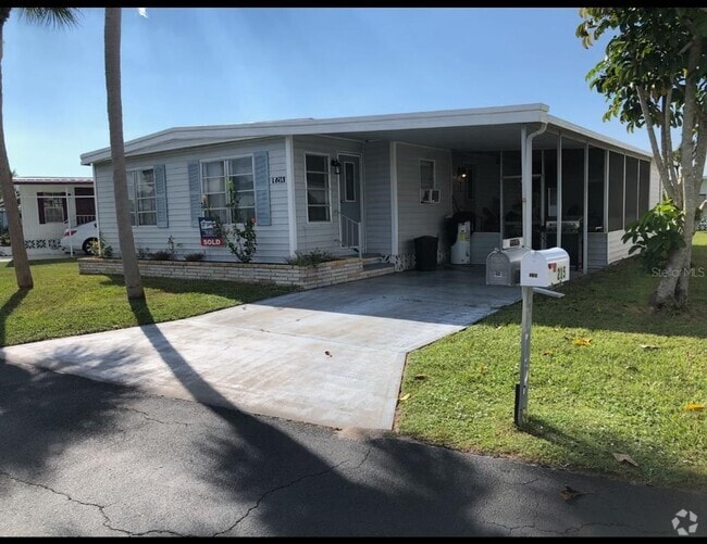 Building Photo - 214 Spanish Lakes Dr Rental