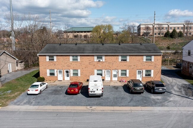 Building Photo - Apartment for Rent