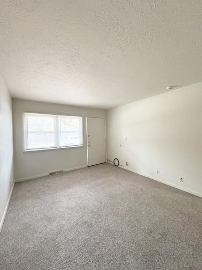 Photo - 200 S Grove St Unit A