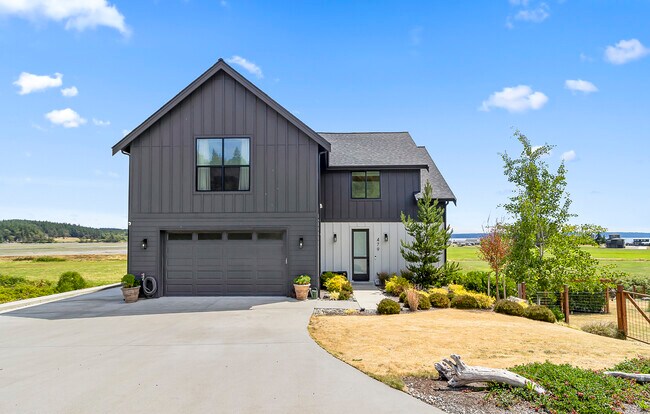 Photo - 479 Lehman Dr