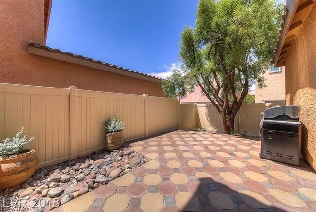 Photo - 3144 Whitfeild Ave