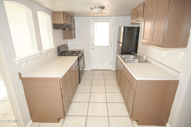 Photo - 11027 Sunshine Ct