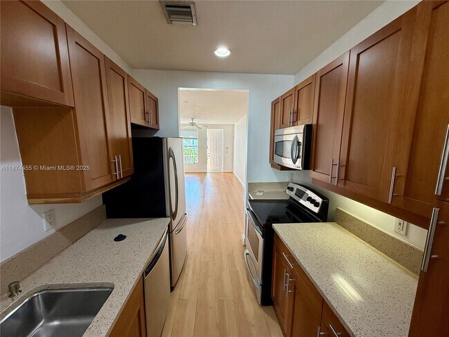 Photo - 323 Olssen Ave Unit 323