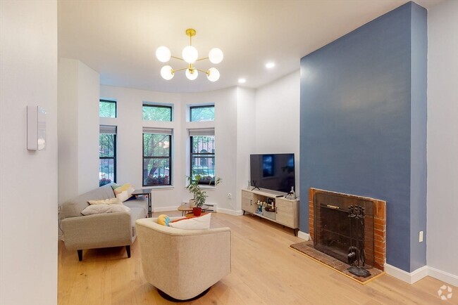 Building Photo - 247 W Newton St Unit 24 Rental
