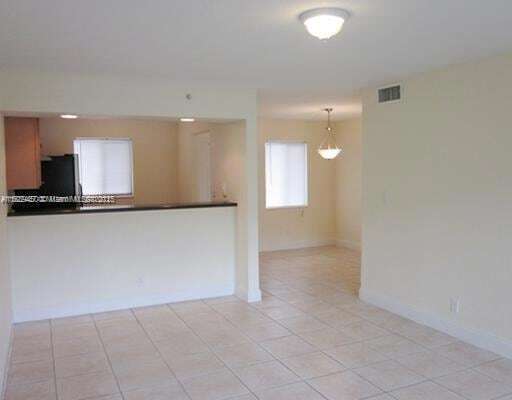 Building Photo - 4271 NW 5th St Unit 108