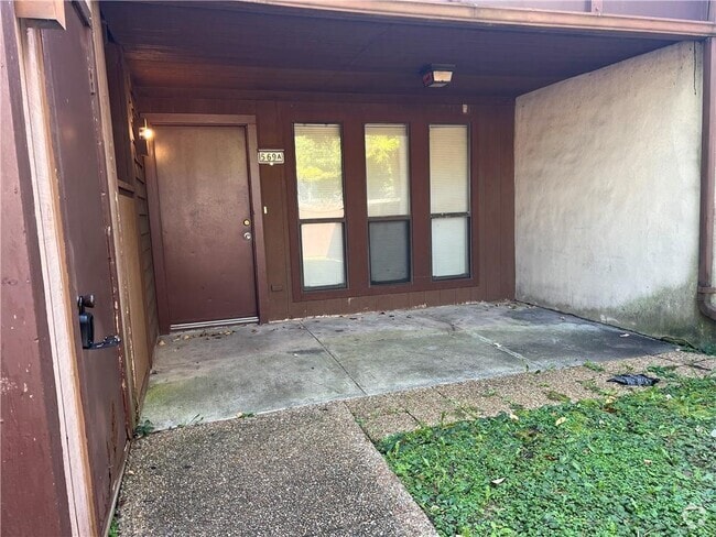 Building Photo - 569 Ayrshire Way Unit A Rental