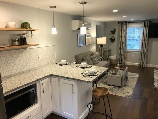 Photo - 685 Pond St Unit B