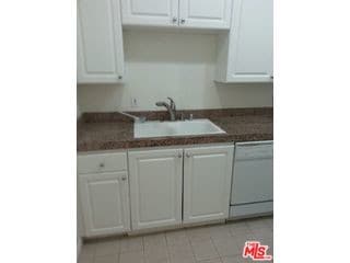 Photo - 2114 Colby Ave Unidad 202