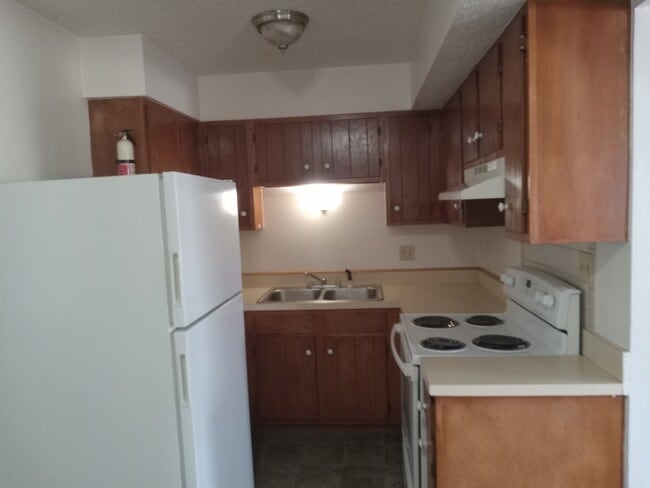 Photo - 5831 Stieren Dr Unit 5831 - 23