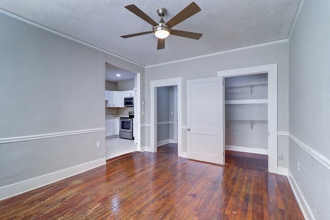 Photo - The Hyde Park Collection