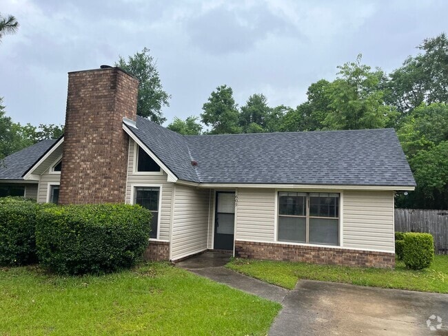 Building Photo - Available Soon!!! Rental
