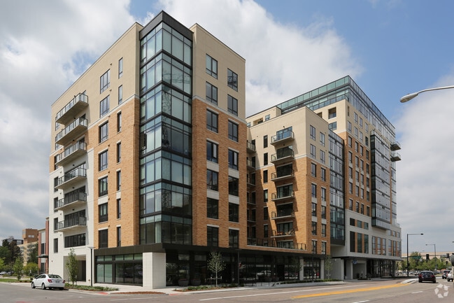 Building Photo - Aspire Cherry Creek