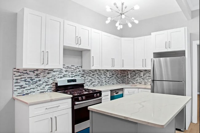 Building Photo - 74 Pilling St Unit 1