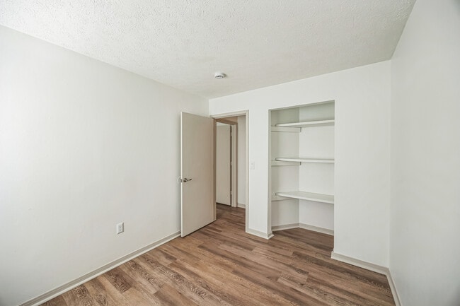 Lakota Pointe Townhomes