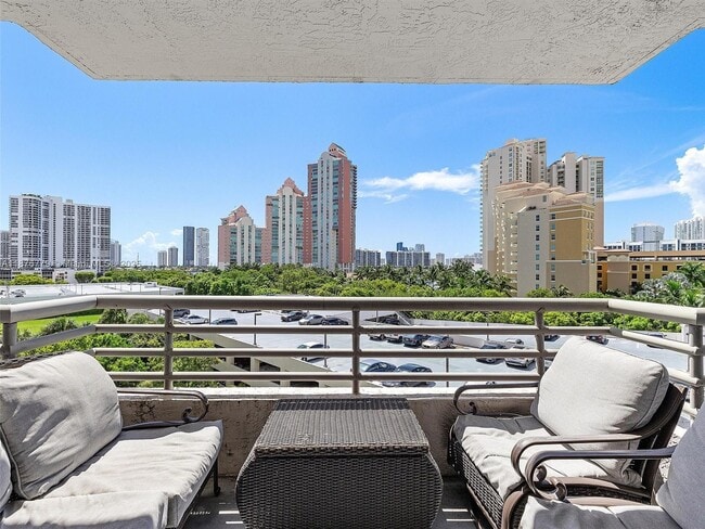 Photo - 3300 NE 191st St Unit 717