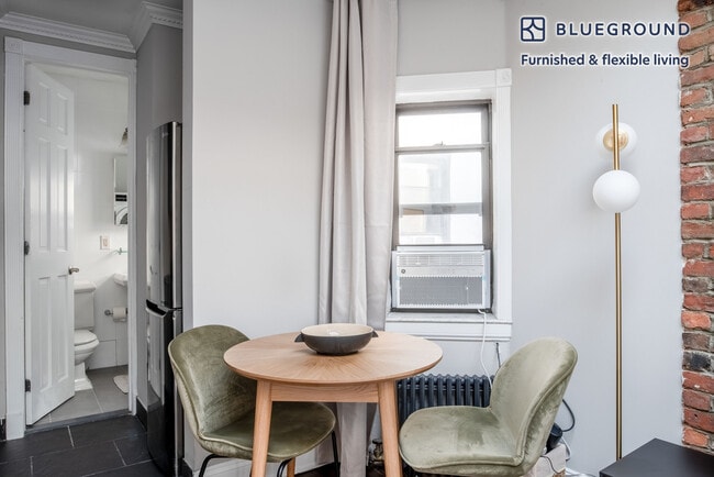 Photo - 118 Christopher St Unidad SI FL5-ID1167