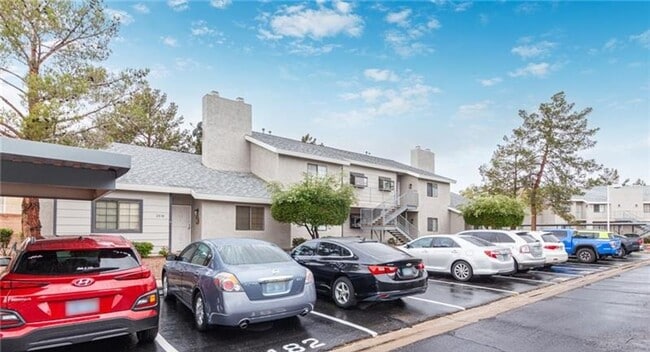 Photo - BEAUTIFULLY FURNISHED 2 BEDROOM CONDO