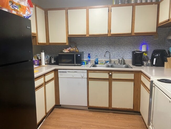 Photo - North Campus area rental Unit 36