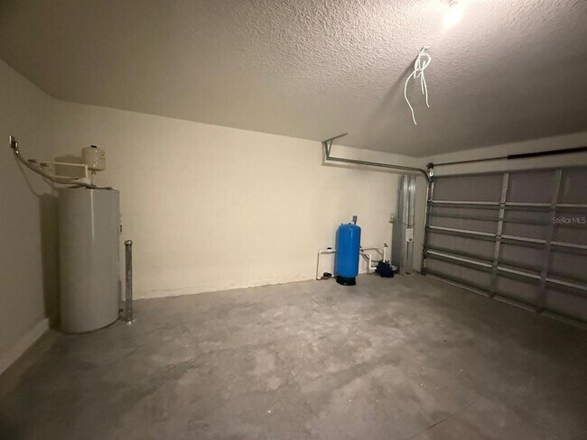 293 Lafleur St