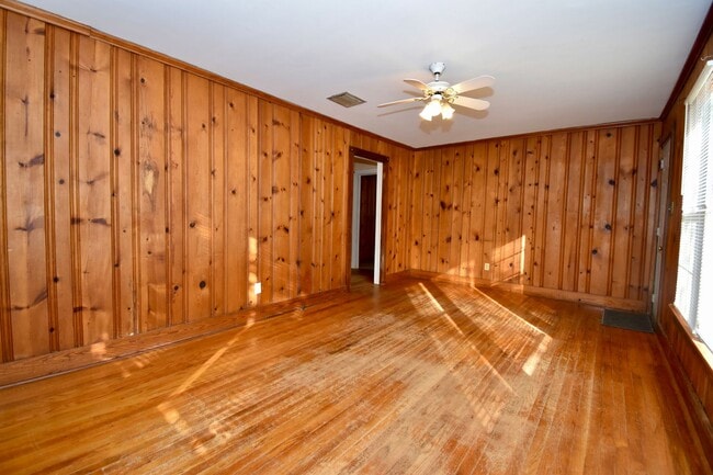 Photo - Charming 2 Bed 1 Bath Home in Ruston