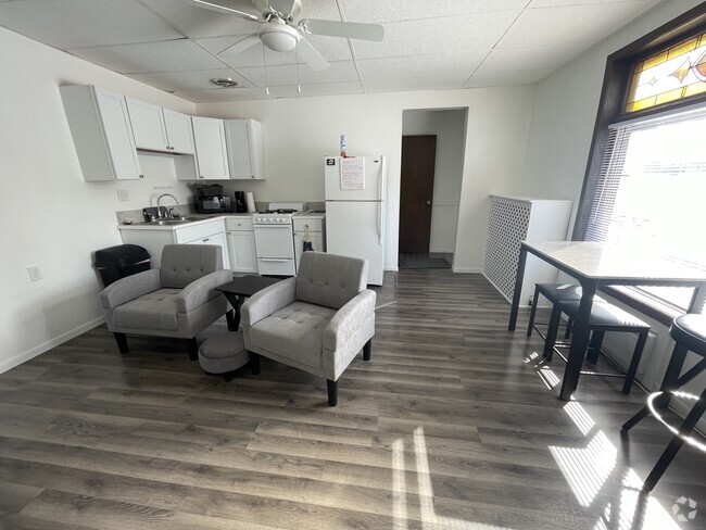 Building Photo - S Lincoln Unit 1 Rental