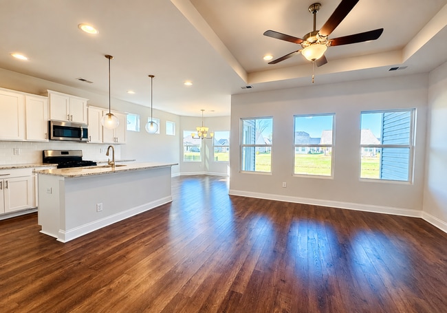 2422 Capri Ct