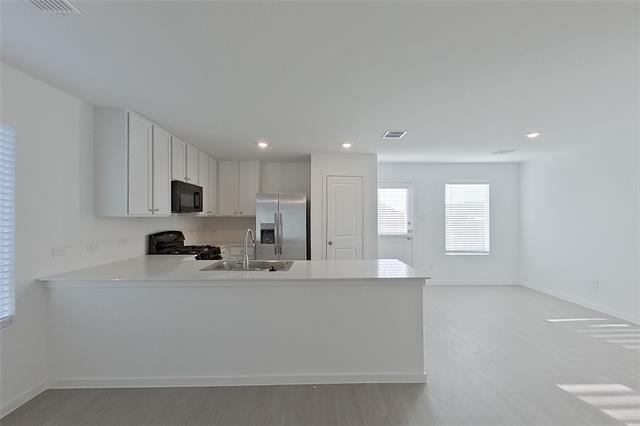 Photo - 831 Ginkgo Wy House