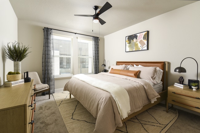 Crowne at 2534