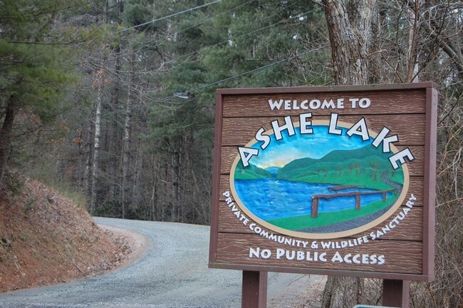 Photo - 109 Forest Lake Ln Unit C