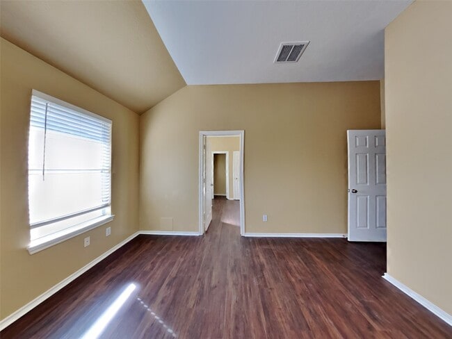 Building Photo - 149 Bristol Bend Ln