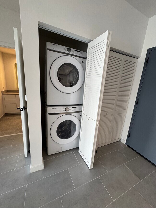 Photo - 1927 NW 3rd Ave Unit A2