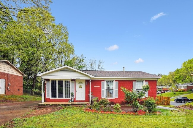 Photo - 6800 Deanwood Pl House