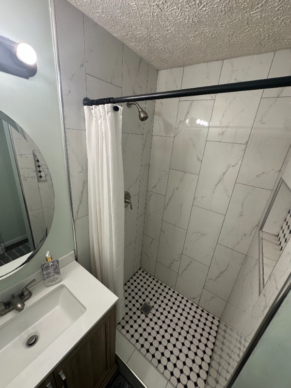Building Photo - 1505 N Chester Ave Rental
