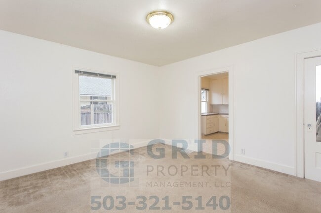 Building Photo - Craftsman Bungalow Available in Kenton Nei... Rental