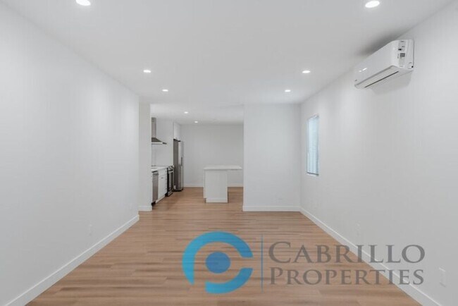 Photo - 3645 Logan Ave