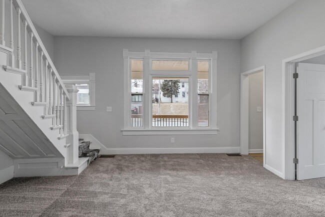 Photo - 2321 N 45th St