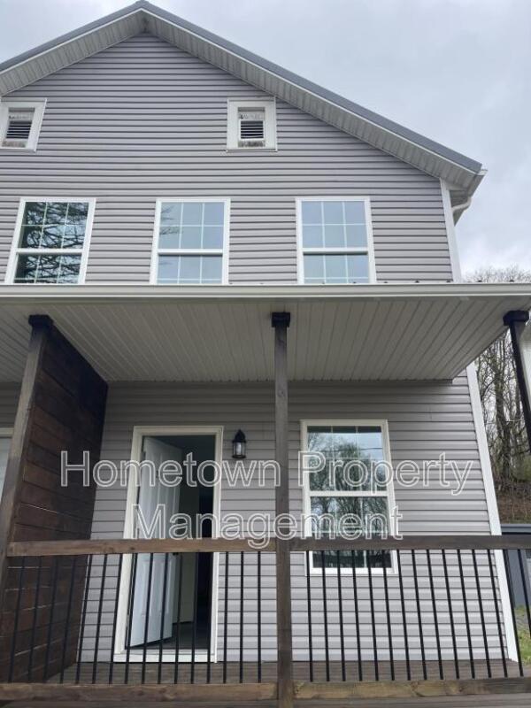 Photo - 252 River Rd House