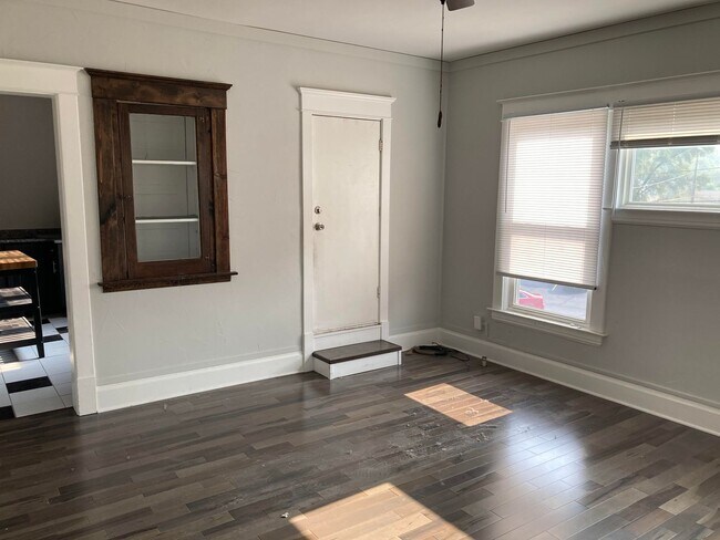 Building Photo - 725 Michigan St NE Unit - Rental
