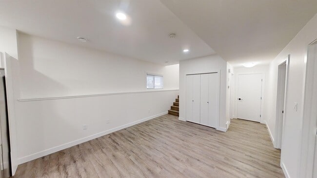 Photo - 13313-133105 105 St