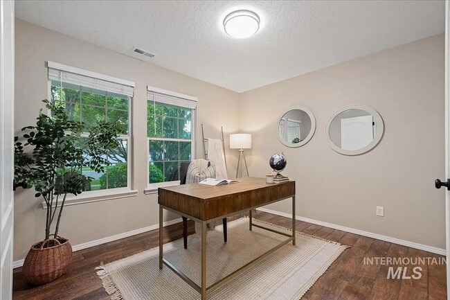 Photo - 4712 S Glenmere Way