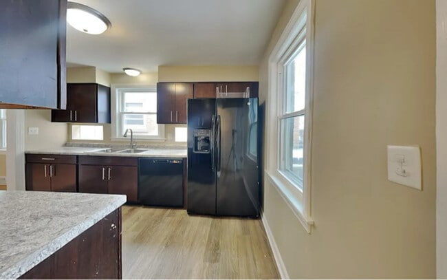 Photo - 5219 N Newcastle Ave