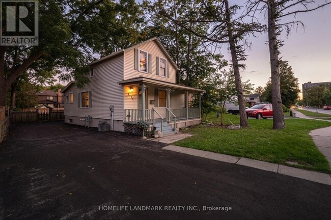 Photo - 2174 New St